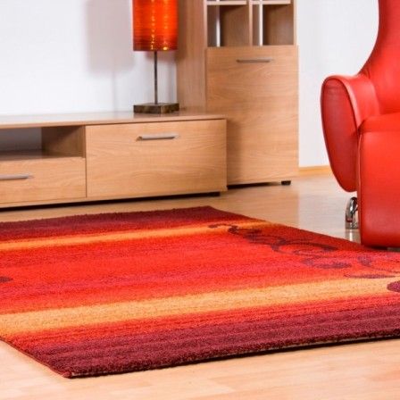 Covor culori puternice ce invioreaza spatiu de locuit