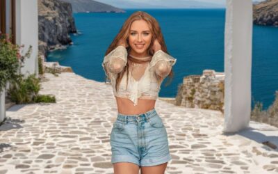 Topuri scurte cu vedere la buric